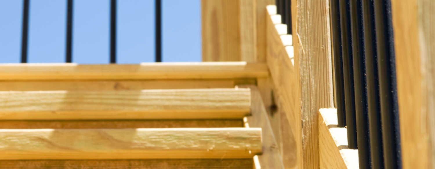 Personalize Your Space with Creative Modern Deck Railing Designs