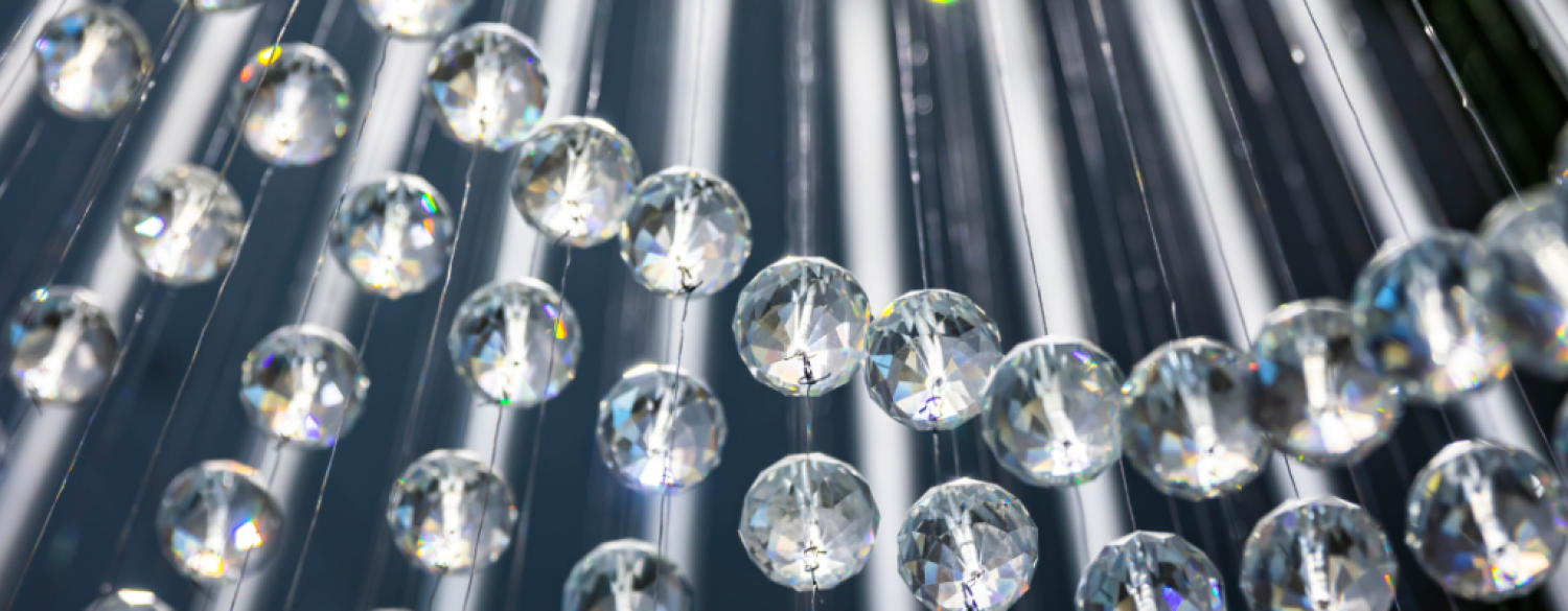 10 Game-Changing Chandelier Light Fixtures That’ll Make Your Home Feel Luxurious